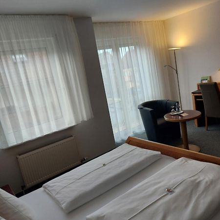 Hotel Zimmermann ฟิลเดอร์ชตัดท์ ภายนอก รูปภาพ