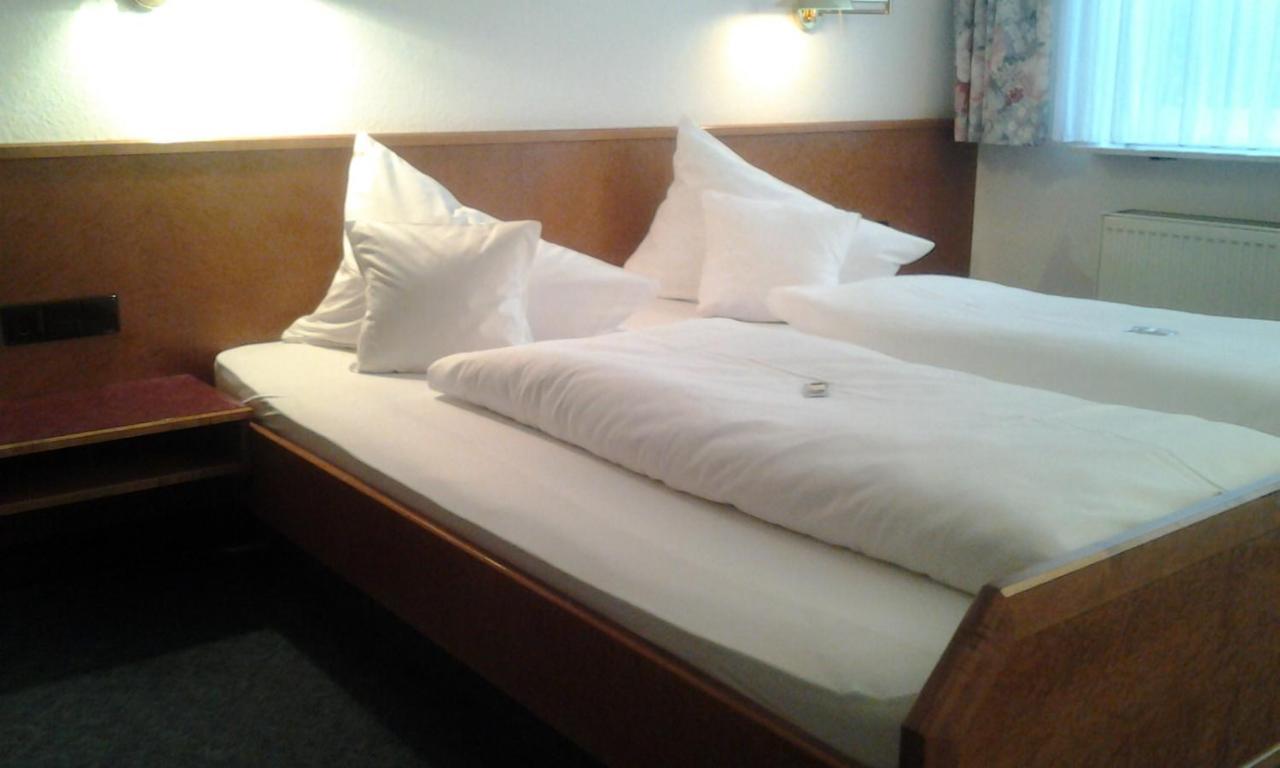 Hotel Zimmermann ฟิลเดอร์ชตัดท์ ภายนอก รูปภาพ