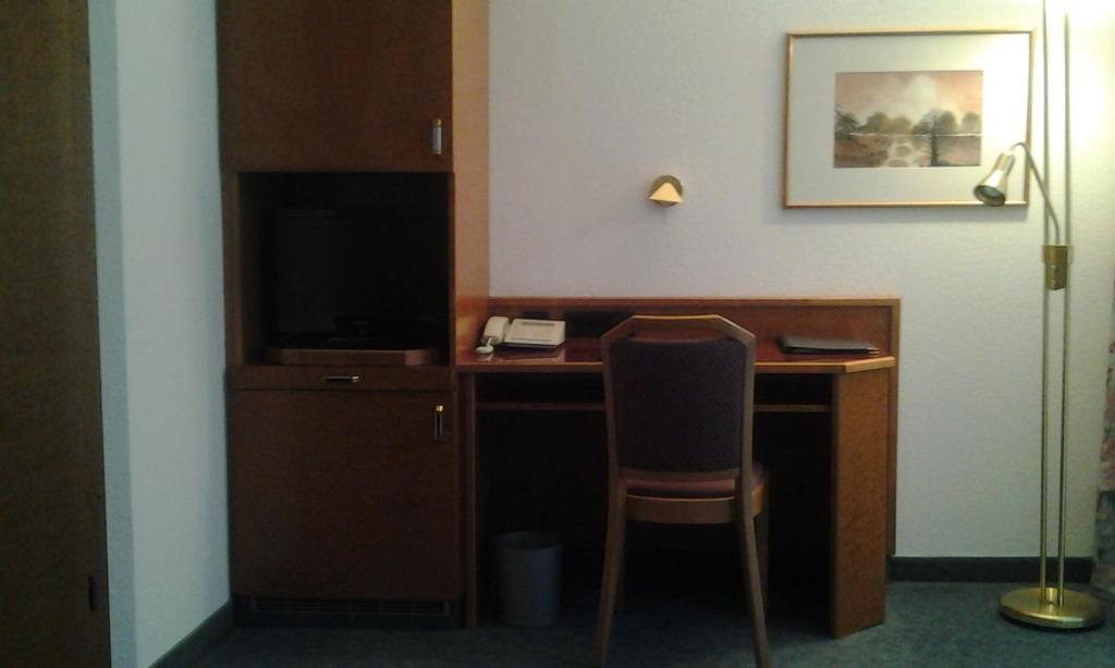 Hotel Zimmermann ฟิลเดอร์ชตัดท์ ภายนอก รูปภาพ